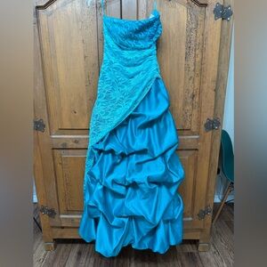 Deb Vintage Turquoise Asymmetrical Lace Dress